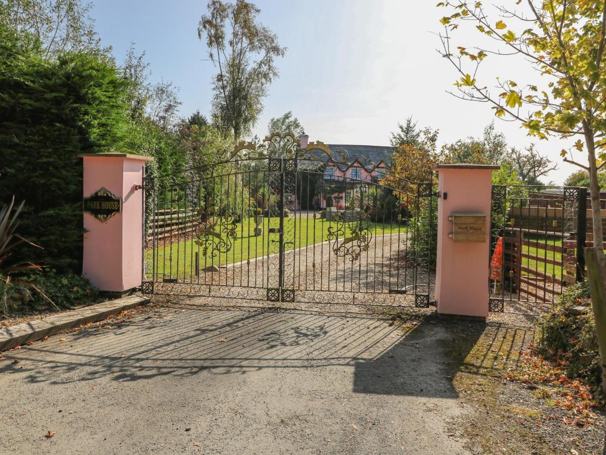 Park House Villa Llandrindod Wells Exterior foto